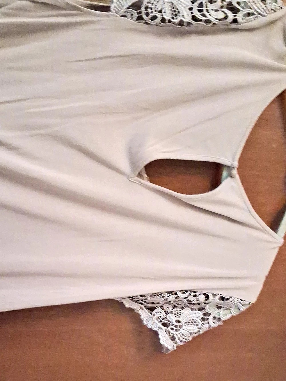 Maurices lilac blouse with lace sleeves and lace down front of blouse. size 2 - Picture 7 of 8